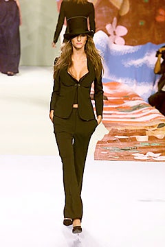 Moschino S/S 00 Look 18