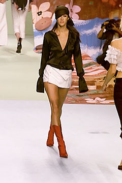 Moschino S/S 00 Look 22