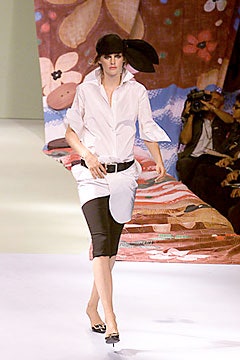 Moschino S/S 00 Look 26