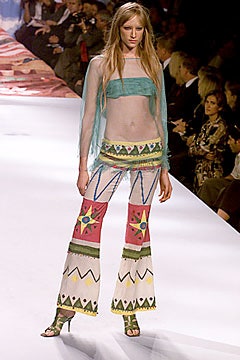 Moschino S/S 00 Look 58