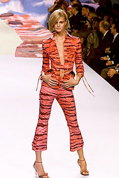 Moschino S/S 00 Look 63