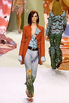 Moschino S/S 00 Look 67