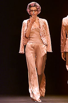 Moschino F/W 01 Look 3