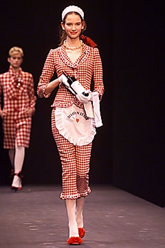Moschino F/W 01 Look 20