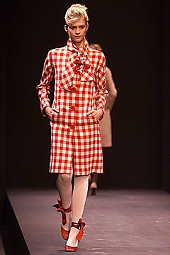 Moschino F/W 01 Look 21