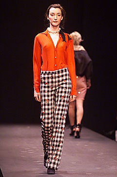 Moschino F/W 01 Look 28