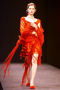 Moschino F/W 01 Look 29