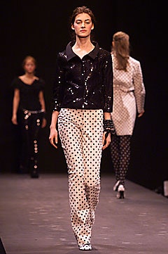 Moschino F/W 01 Look 39