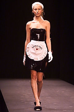 Moschino F/W 01 Look 43