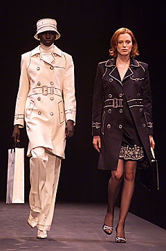 Moschino F/W 01 Look 44