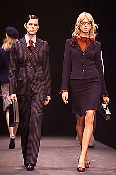 Moschino F/W 01 Look 51