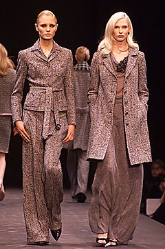 Moschino F/W 01 Look 55