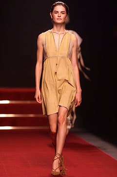 Moschino S/S 02 Look 4