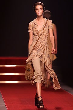 Moschino S/S 02 Look 6