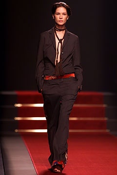 Moschino S/S 02 Look 19