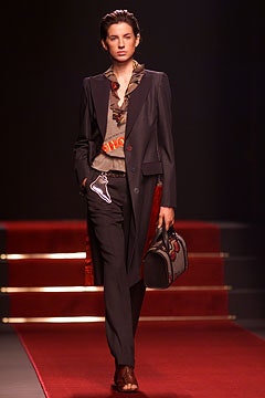 Moschino S/S 02 Look 30