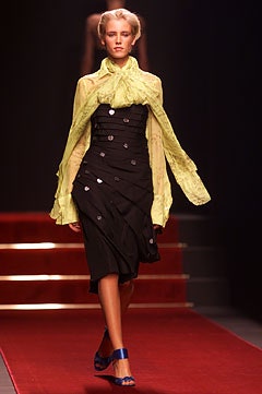 Moschino S/S 02 Look 44