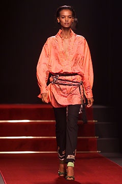 Moschino S/S 02 Look 45