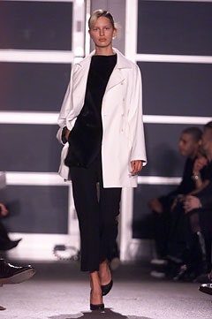 Narciso Rodriguez F/W 02 Look 19