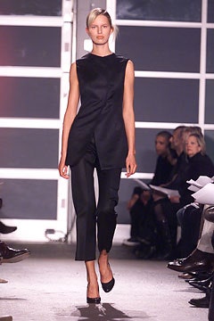Narciso Rodriguez F/W 02 Look 34