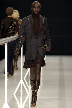 Moschino F/W 02 Look 30