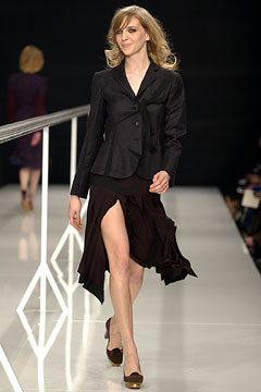 Moschino F/W 02 Look 33