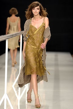 Moschino F/W 02 Look 51