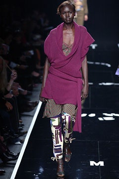 Moschino S/S 03 Look 26