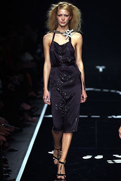 Moschino S/S 03 Look 39