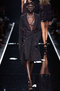 Moschino S/S 03 Look 42