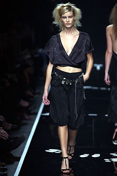 Moschino S/S 03 Look 53