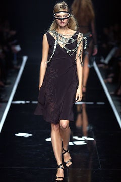 Moschino S/S 03 Look 55