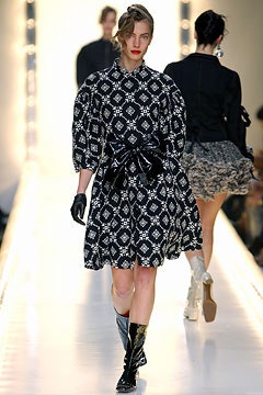 Moschino F/W 03 Look 8