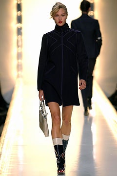 Moschino F/W 03 Look 16