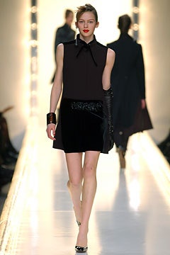 Moschino F/W 03 Look 28