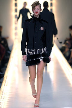 Moschino F/W 03 Look 38