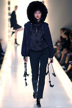 Moschino F/W 03 Look 40