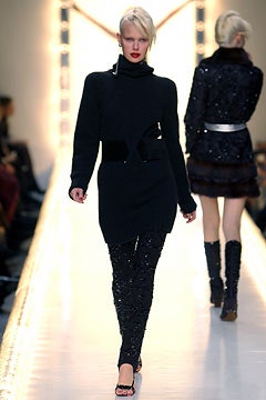 Moschino F/W 03 Look 44