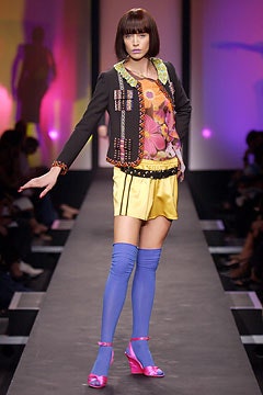 Moschino S/S 04 Look 22