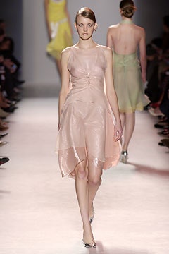 Nina Ricci S/S 04 Look 39