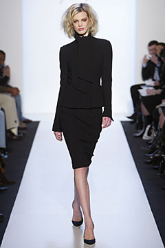 Monique Lhuillier F/W 04 Look 1