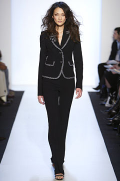Monique Lhuillier F/W 04 Look 11
