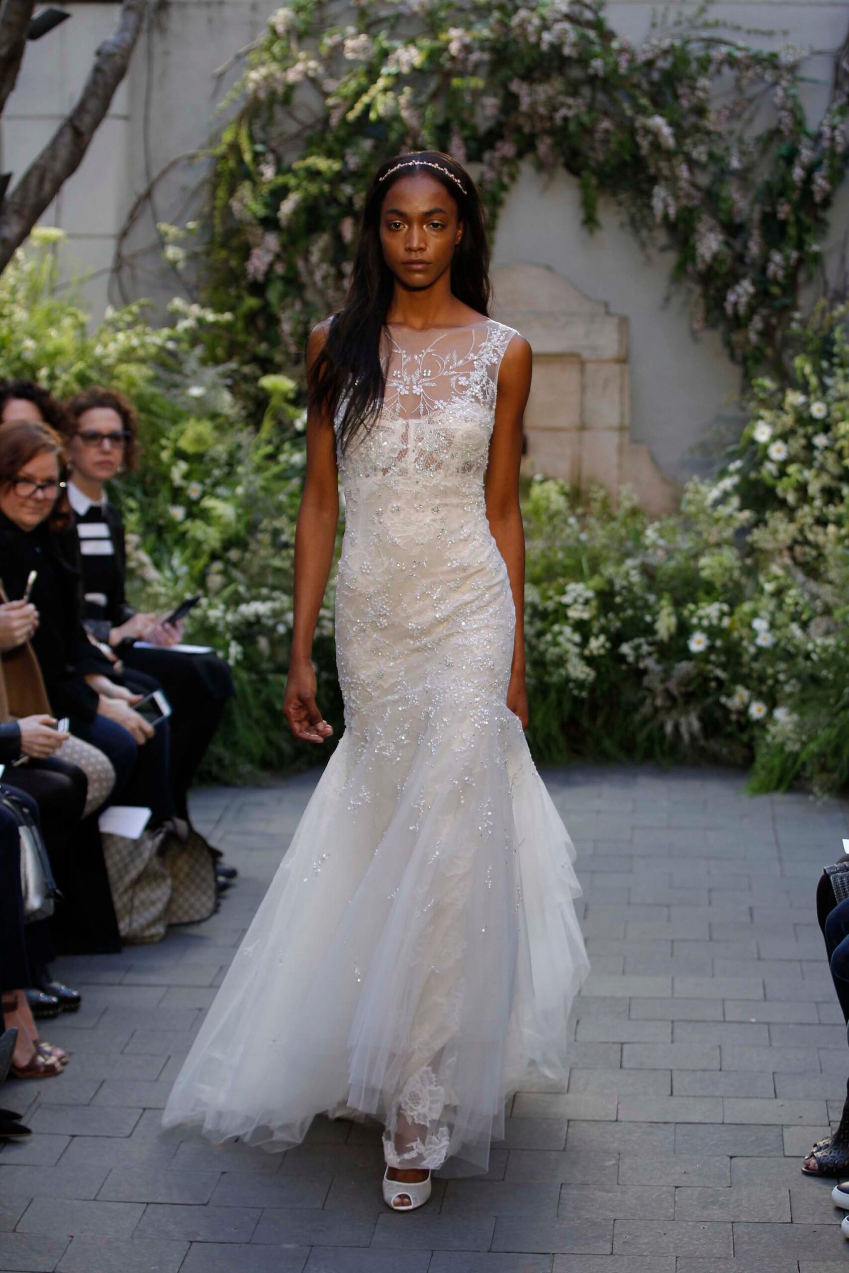 Monique Lhuillier S/S 17 Bridal Look 11