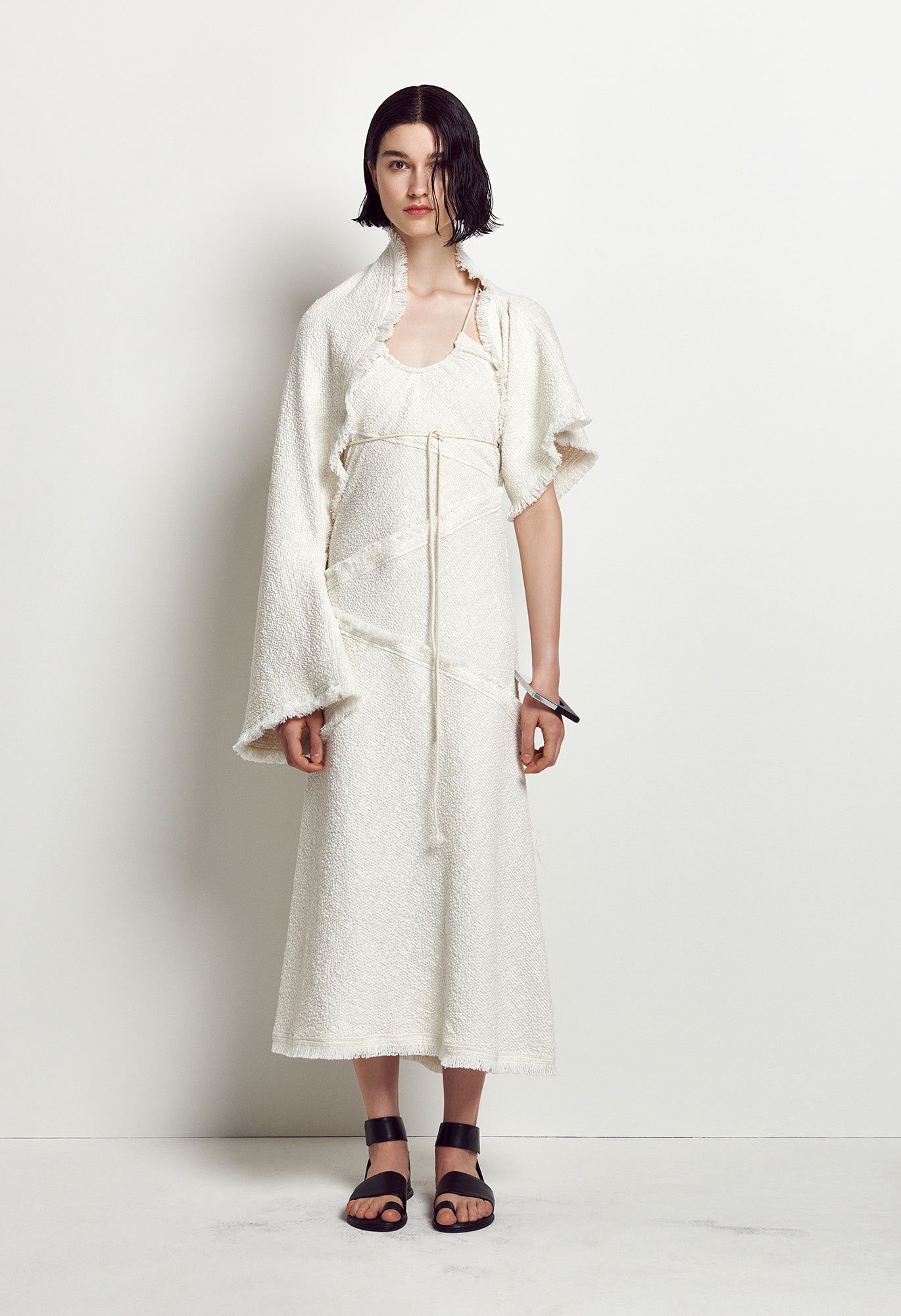 Nehera Resort 17 Look 11