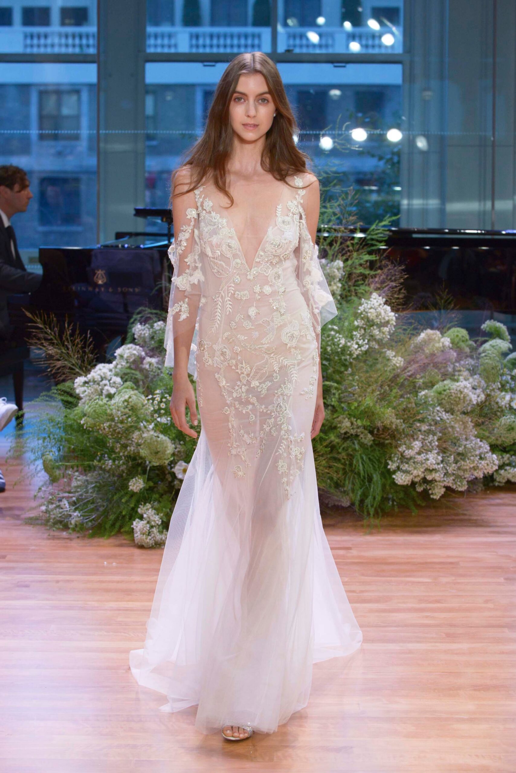 Monique Lhuillier F/W 17 Bridal Look 13