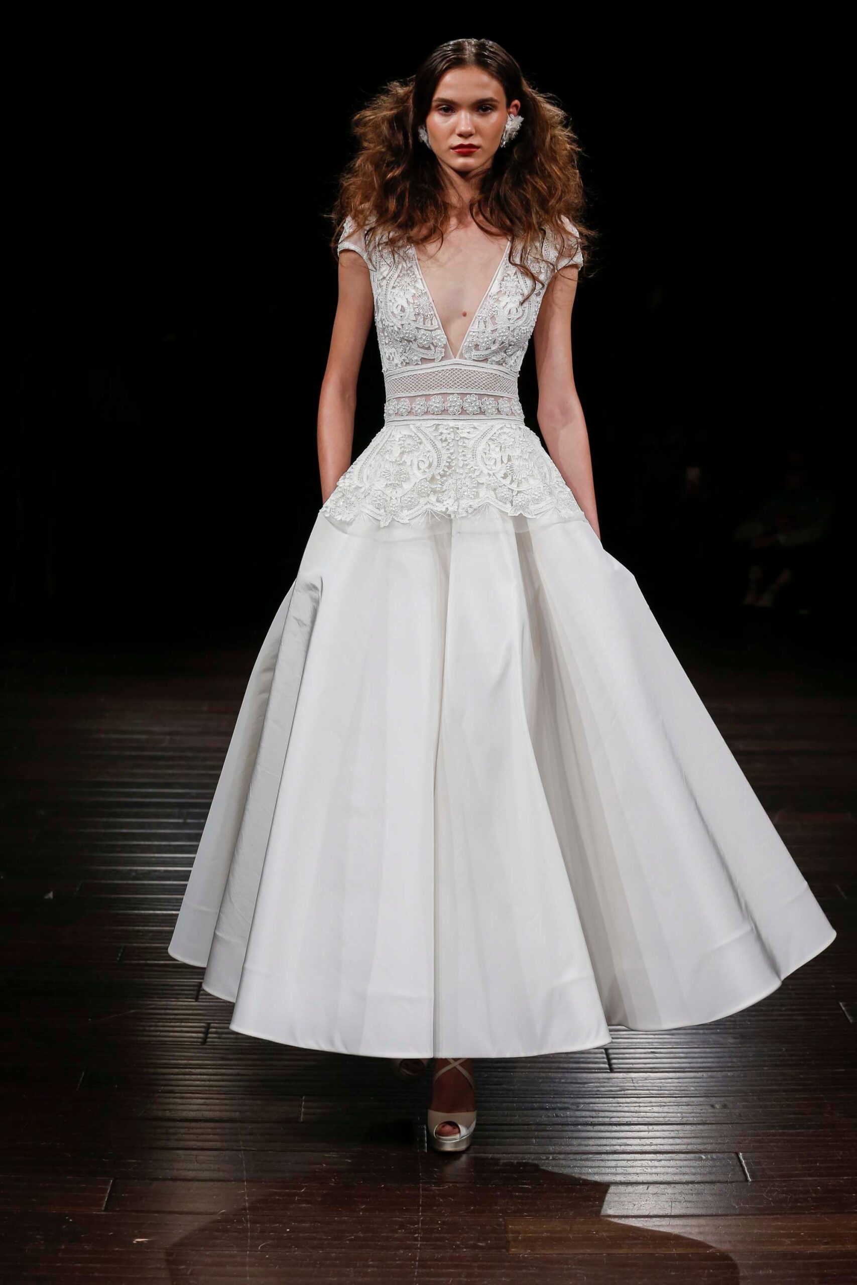 Naeem Khan F/W 17 Bridal Look 14