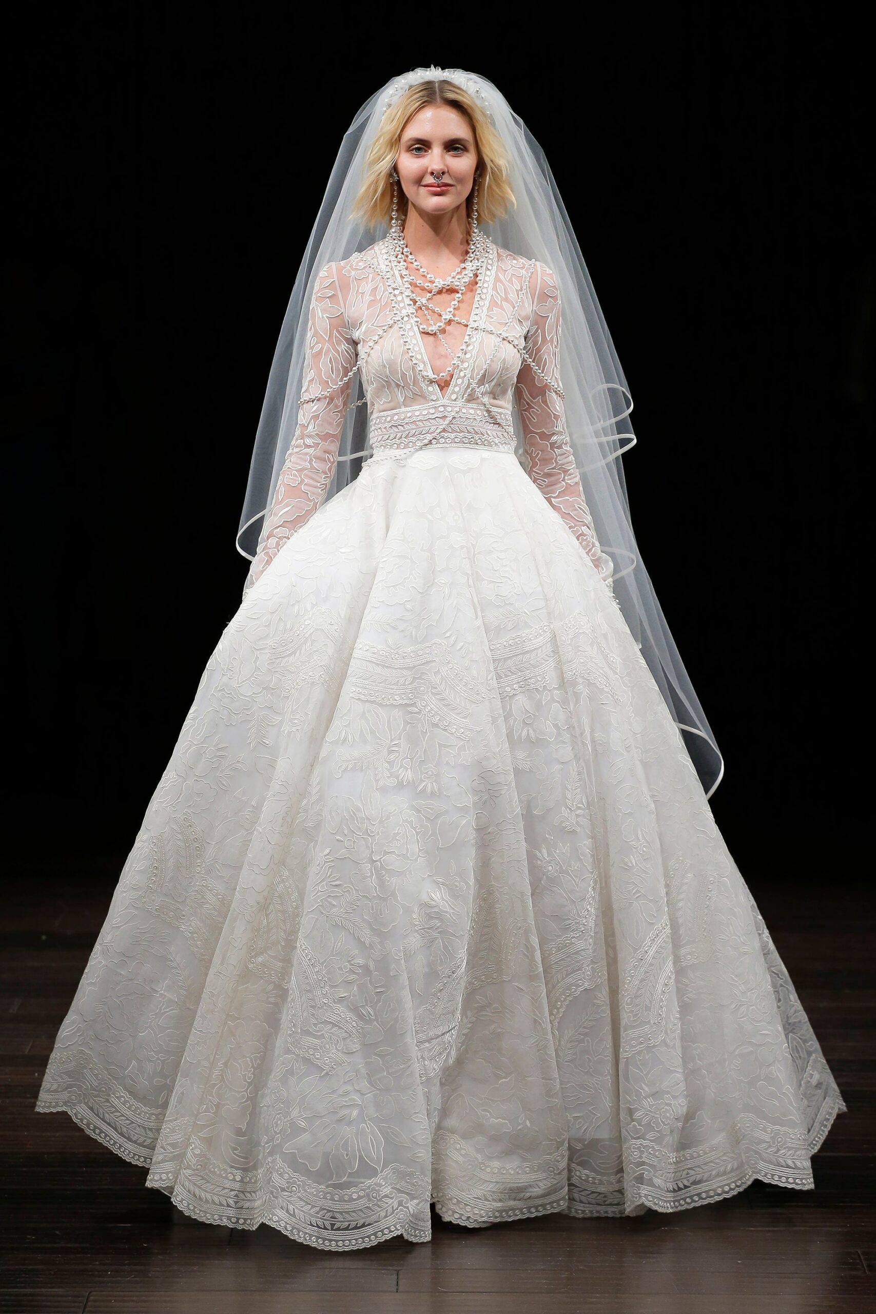 Naeem Khan S/S 18 Bridal Look 14
