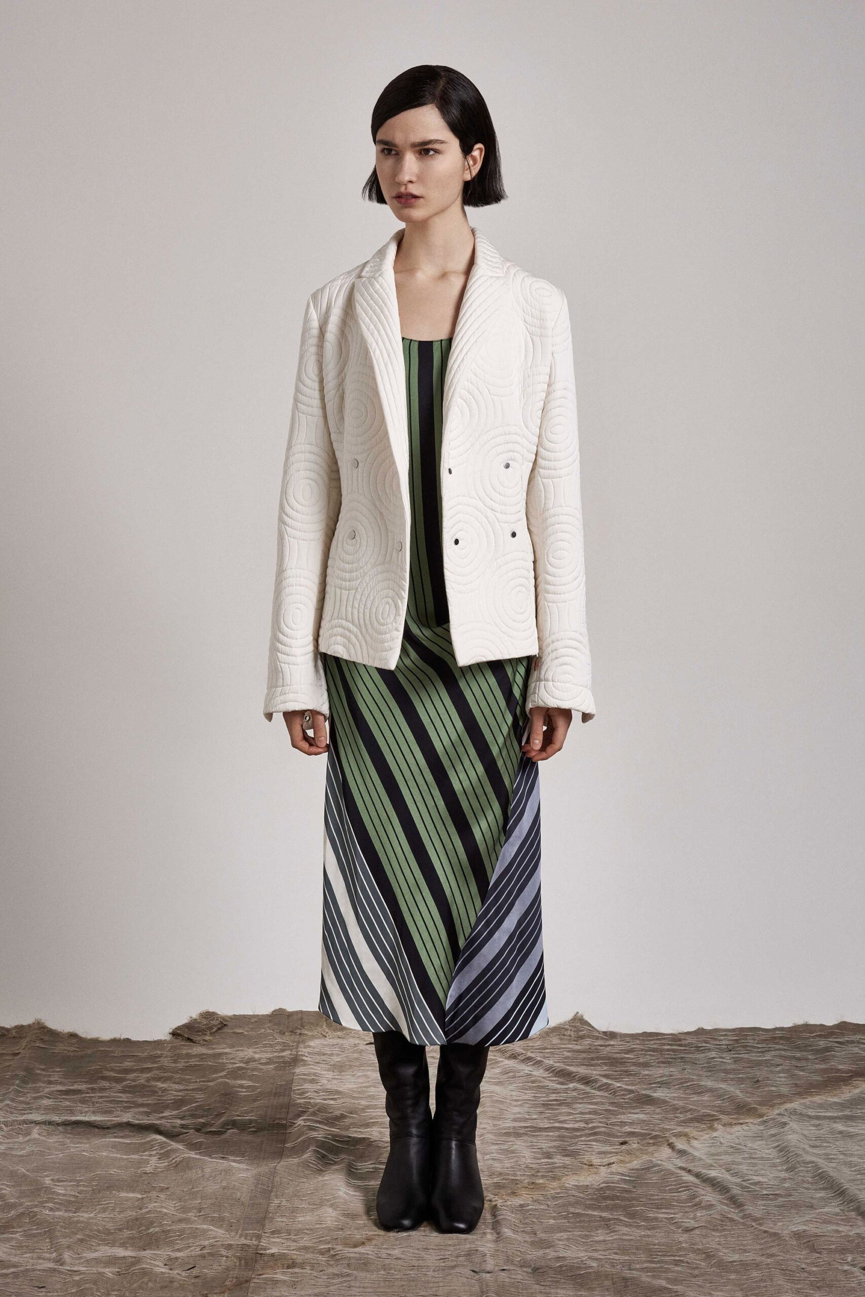 Nehera F/W 17 Look 15