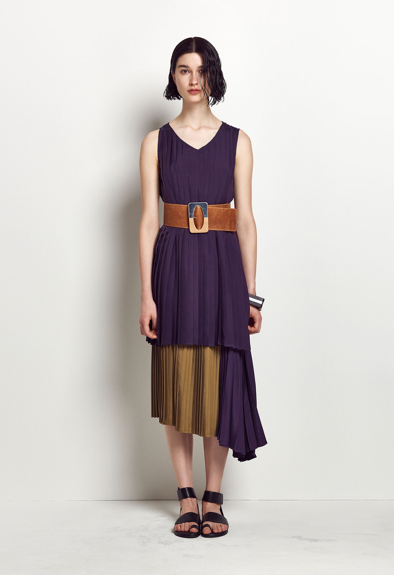 Nehera Resort 17 Look 16