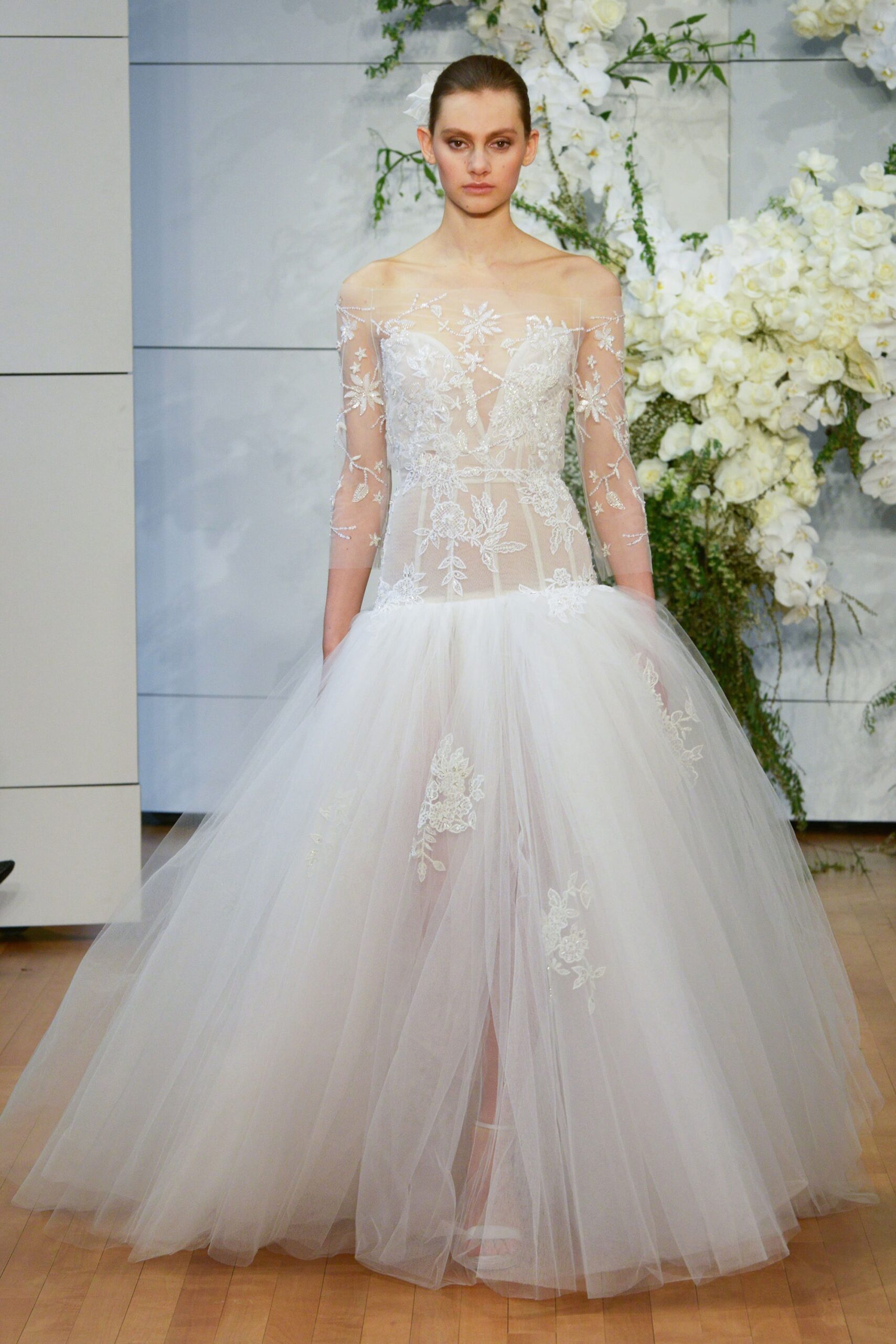Monique Lhuillier S/S 18 Bridal Look 17